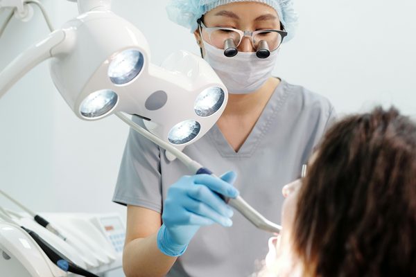 Tout savoir sur le rôle de l'hygiéniste dentaire